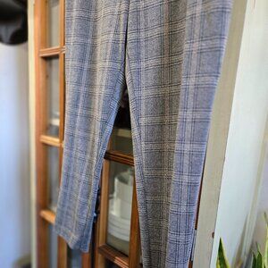 Nine West Stretch Waist Plaid Crop Pants Size L